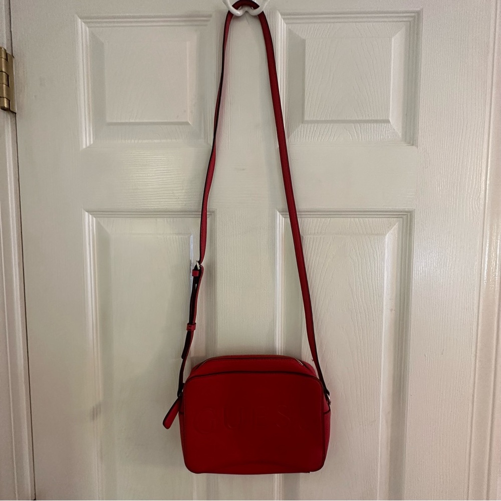 Guess crossbody purse